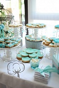 Сладкий стол Tiffany – свадебные торты от сутдии «Бискотто»
